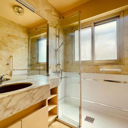 Apartment Cozy Flat With Terrace And Swimming Pool In *